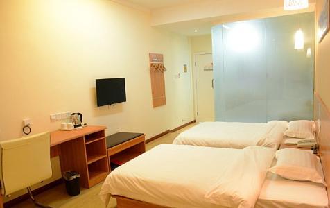 Thank Inn Chain Hotel Henan Xinyang Train Station Gongqu Road Εξωτερικό φωτογραφία